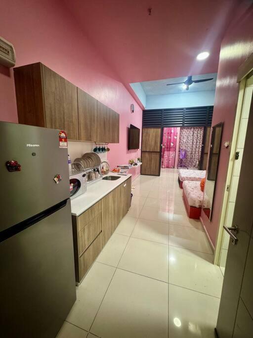Hello Kitty Homestay - Cameron Highlands - Spacious Studio - Perfect For Families - Sleeps 4 And Baby 타나라타 외부 사진