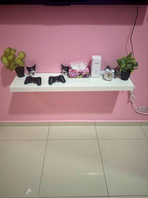 Hello Kitty Homestay - Cameron Highlands - Spacious Studio - Perfect For Families - Sleeps 4 And Baby 타나라타 외부 사진